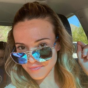 Meet your Posher, Dalena